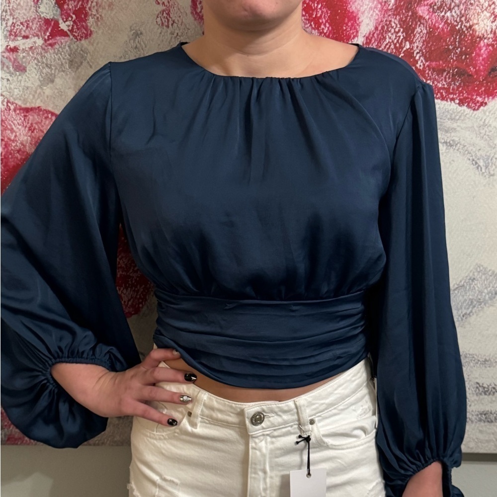 Pippa and Pearl blouse. Size M Elegant. Balloon Sleeve - Picture 2 of 5